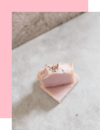 PINKの石鹸の商品写真